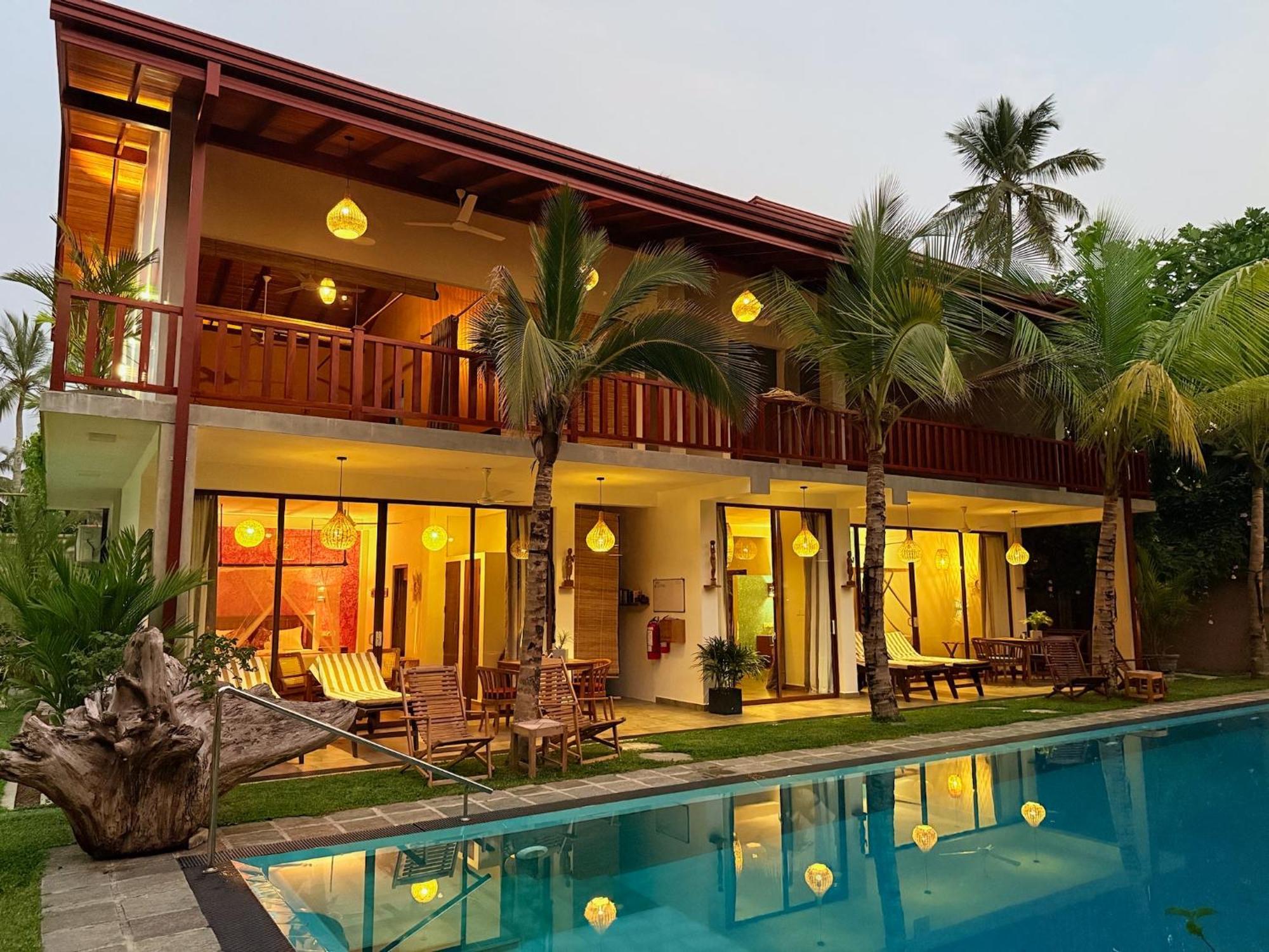Bed and Breakfast Sri Palms Косгода Экстерьер фото