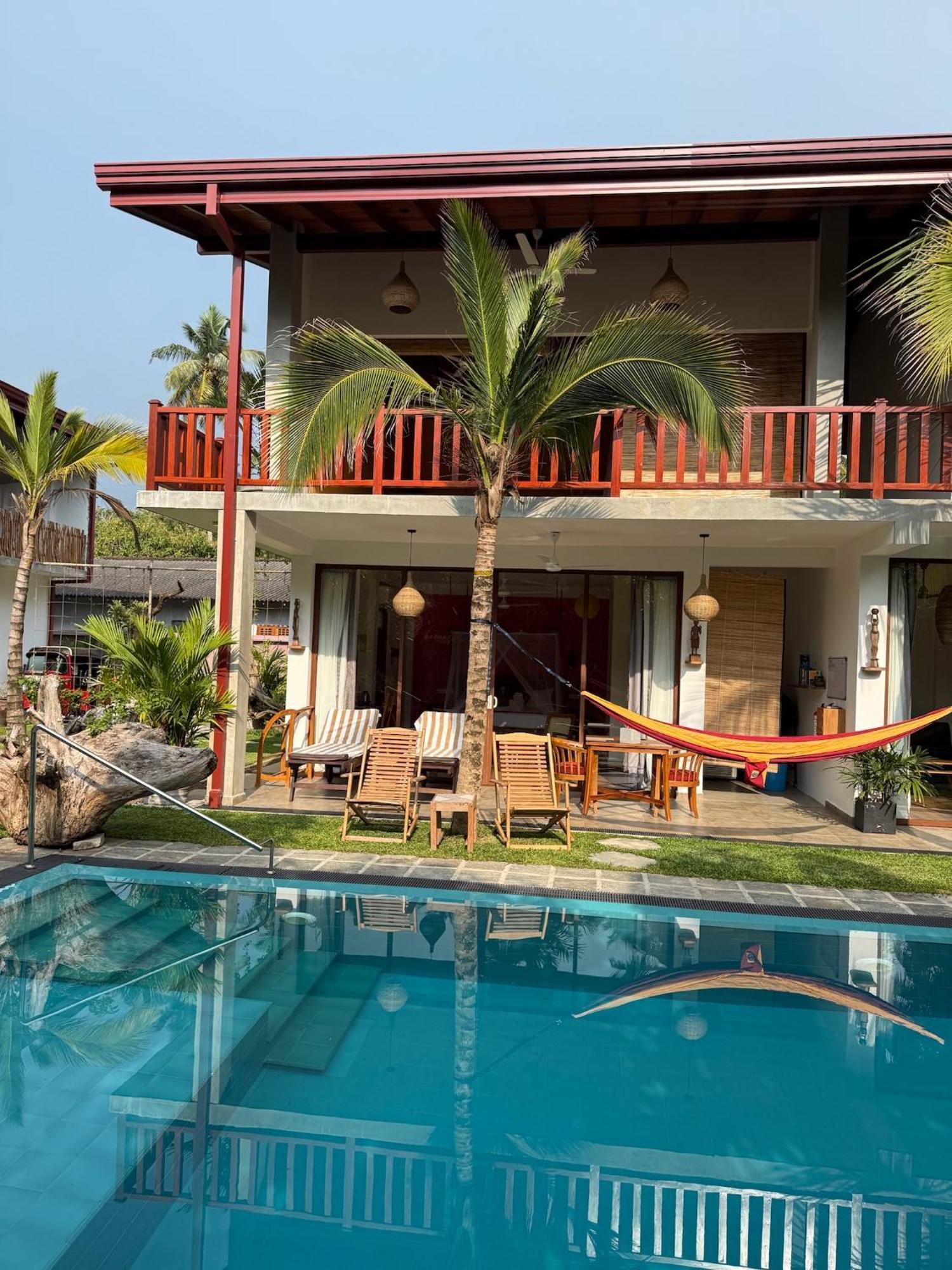 Bed and Breakfast Sri Palms Косгода Экстерьер фото