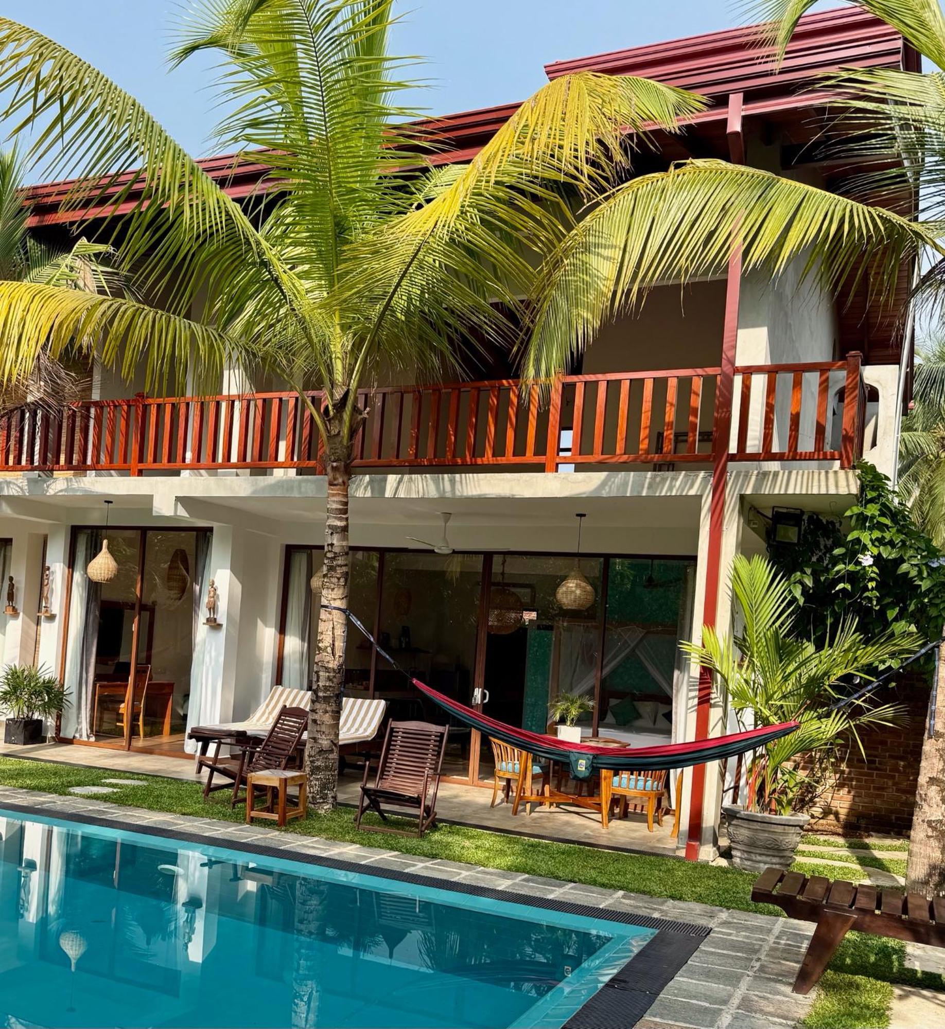 Bed and Breakfast Sri Palms Косгода Экстерьер фото